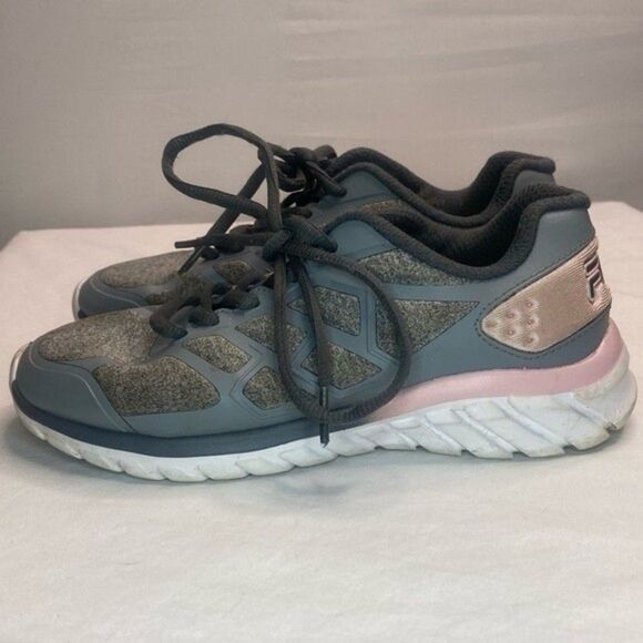 Fila Gray Pink Superstride Memory Foam Sneakers Girls 1 - Picture 3 of 11